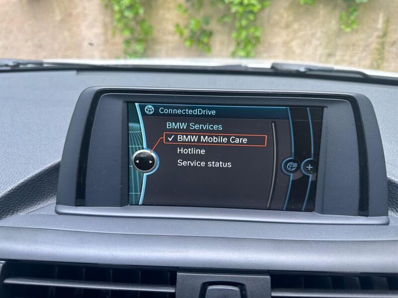 BMW 1 SERIES