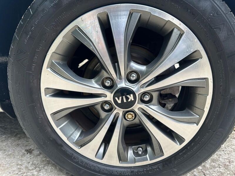 KIA VENGA