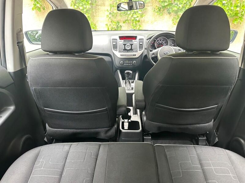 KIA VENGA