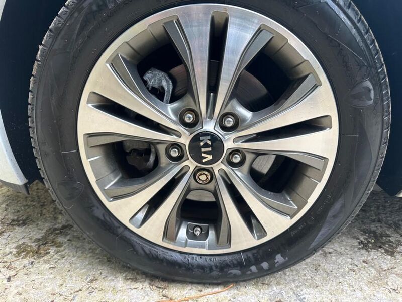 KIA VENGA