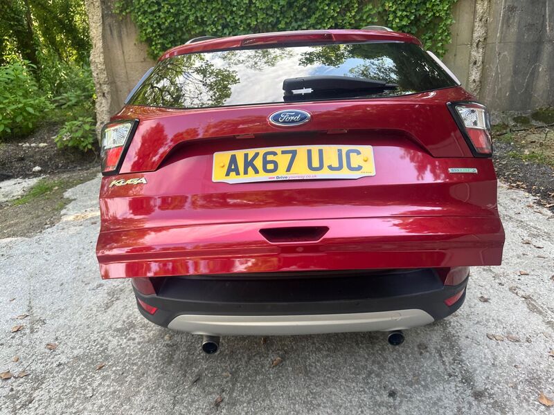 FORD KUGA