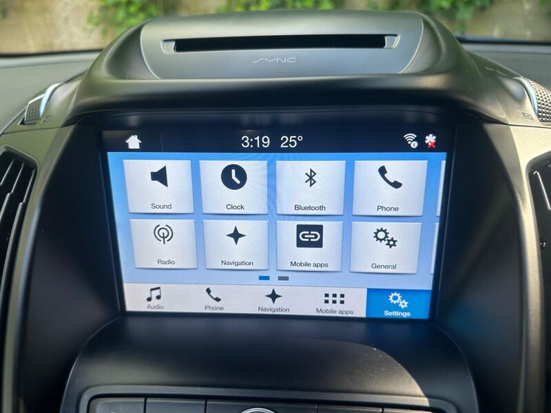 FORD KUGA