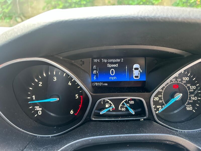 FORD FOCUS