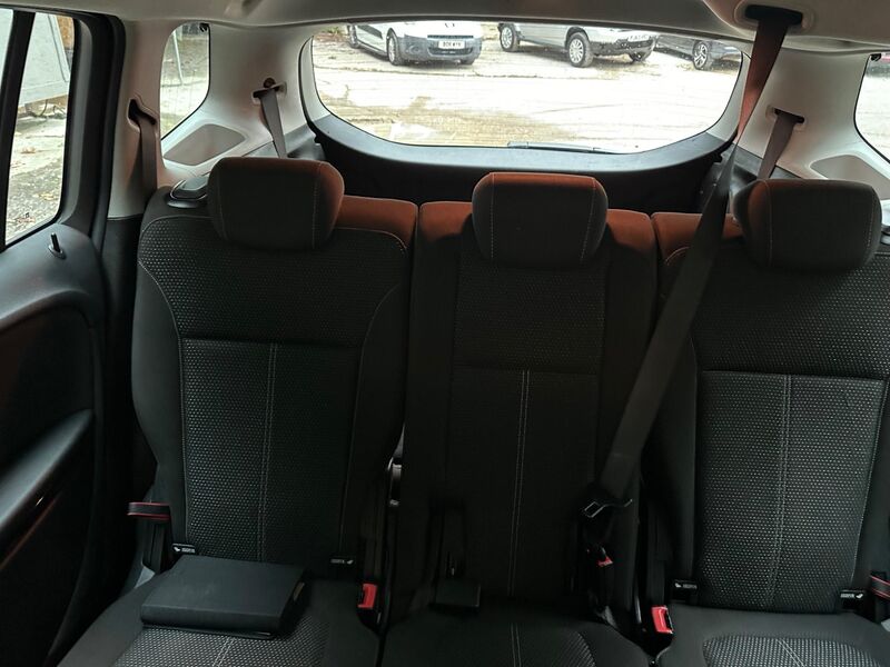VAUXHALL ZAFIRA TOURER