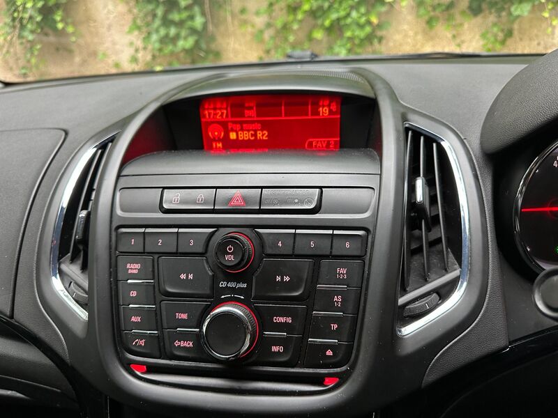 VAUXHALL ZAFIRA TOURER