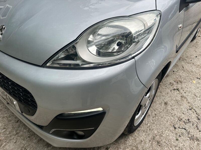 PEUGEOT 107