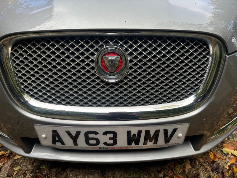 JAGUAR XF