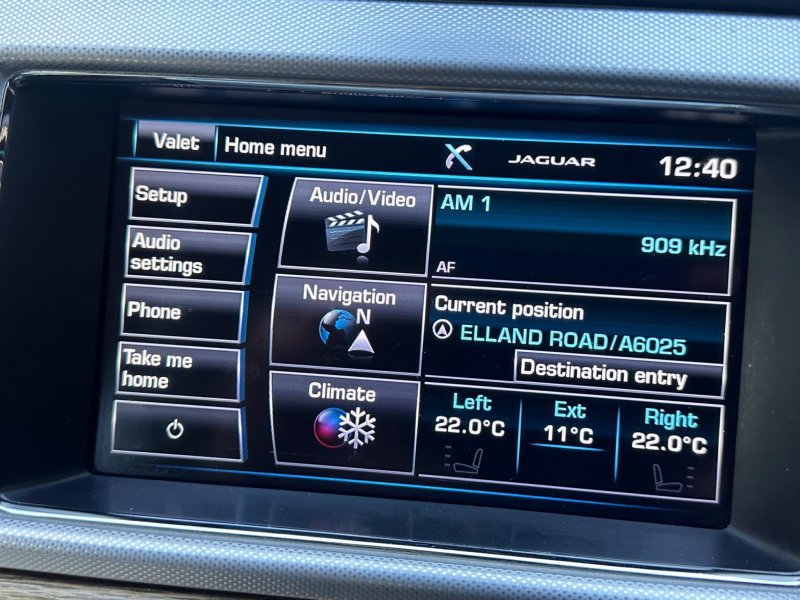 JAGUAR XF