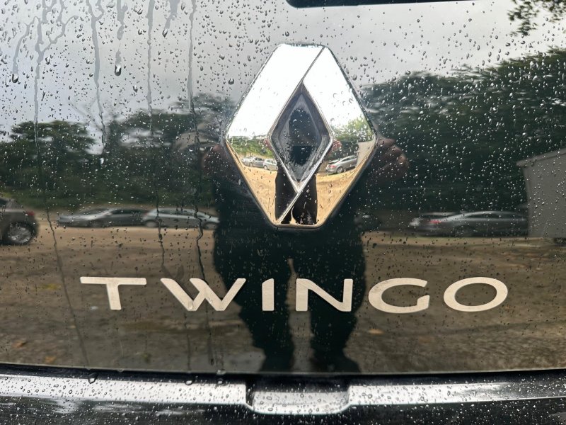 RENAULT TWINGO
