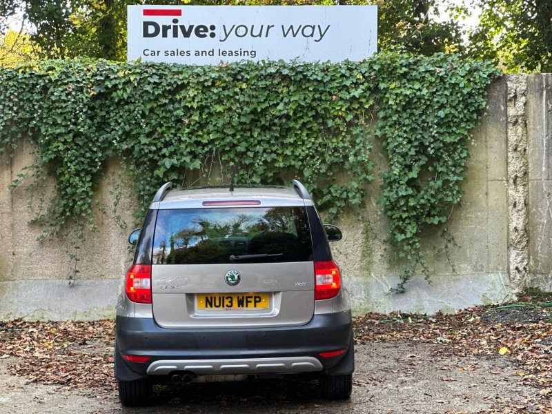 SKODA YETI