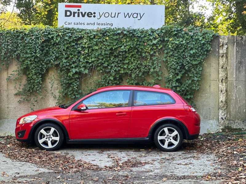 VOLVO C30