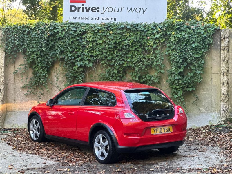 VOLVO C30