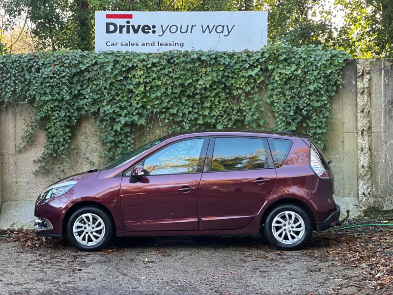RENAULT SCENIC