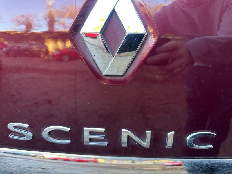 RENAULT SCENIC