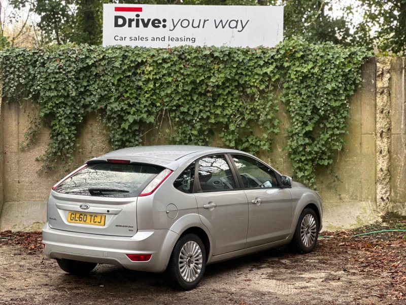 FORD FOCUS