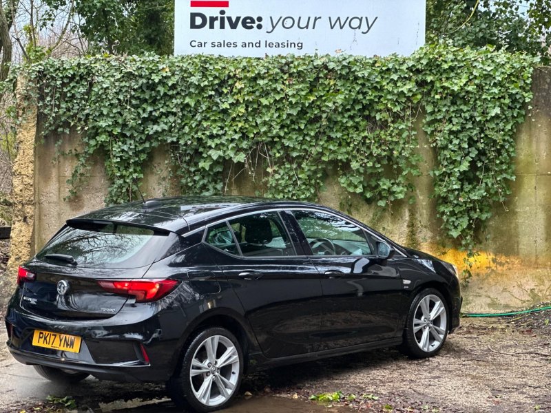 VAUXHALL ASTRA