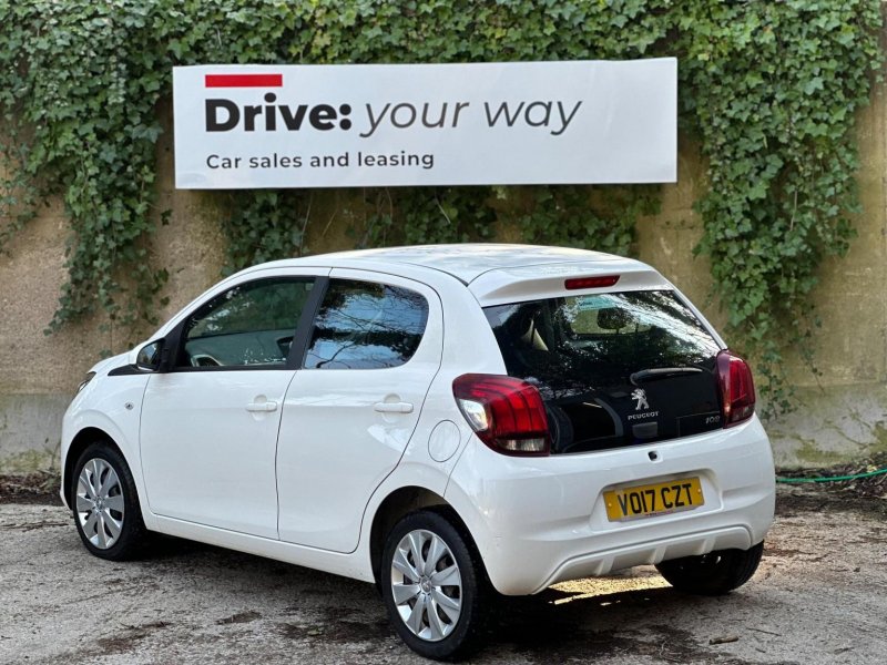 PEUGEOT 108