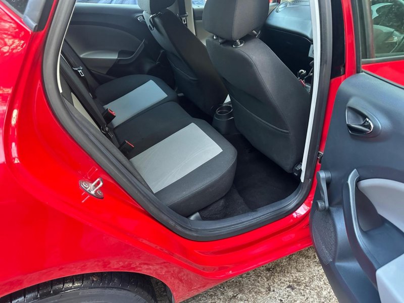 SEAT IBIZA