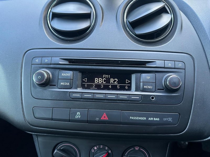 SEAT IBIZA