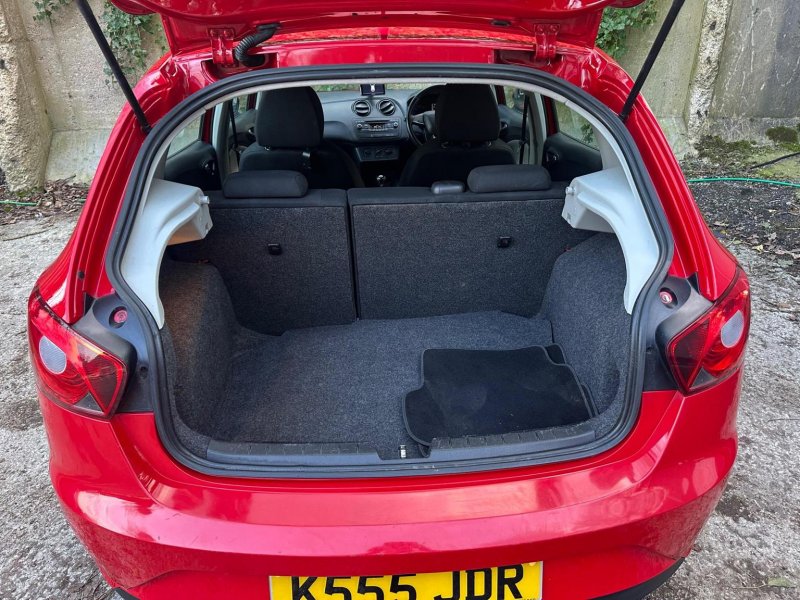 SEAT IBIZA
