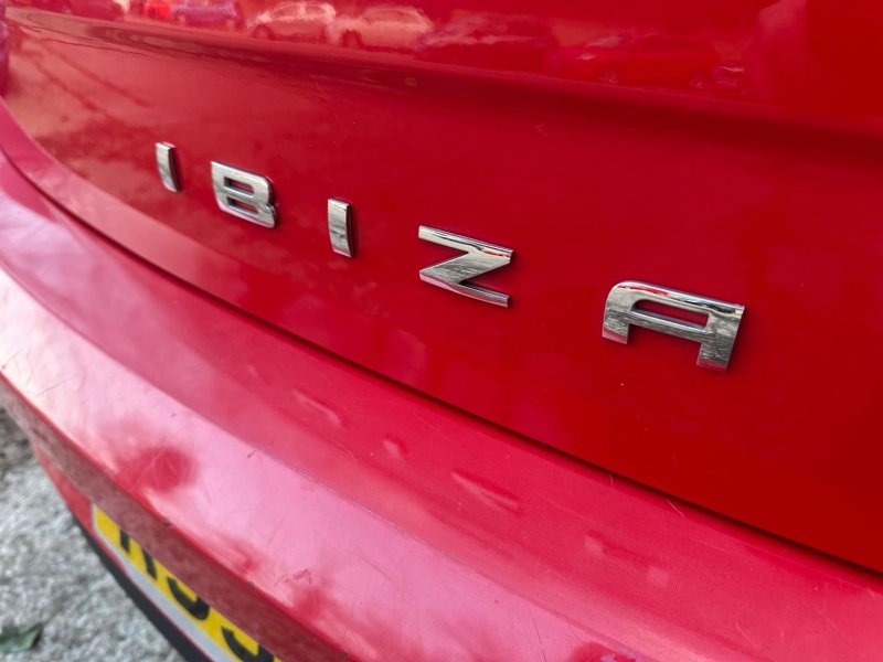 SEAT IBIZA