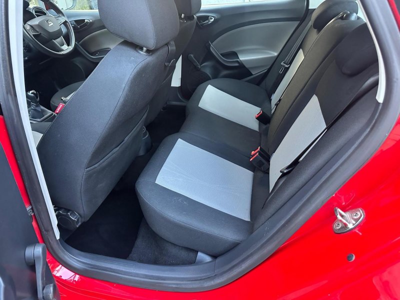SEAT IBIZA