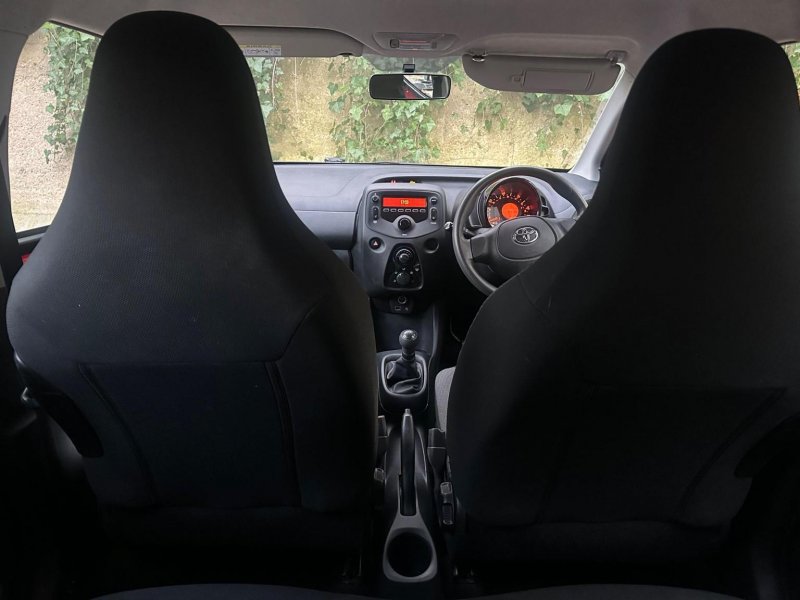 TOYOTA AYGO