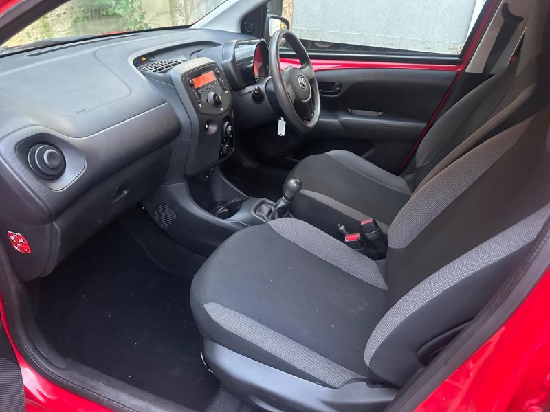 TOYOTA AYGO