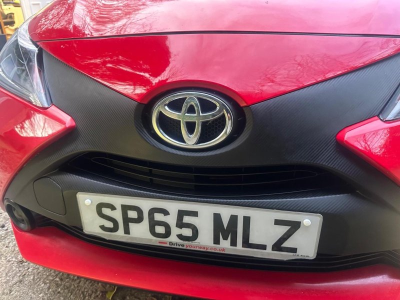 TOYOTA AYGO