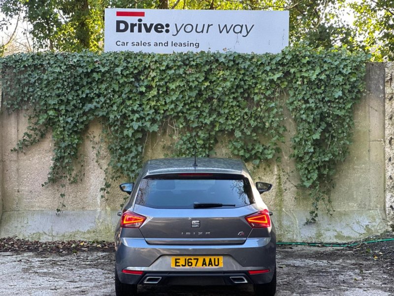 SEAT IBIZA