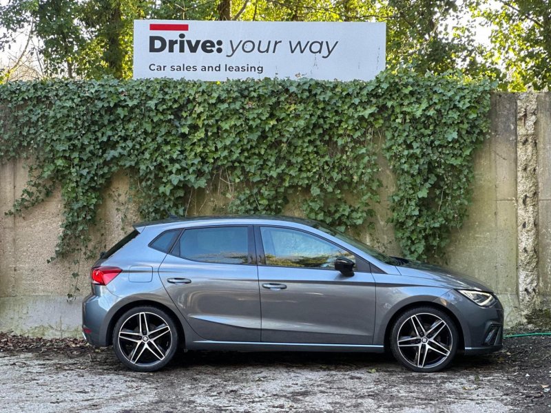 SEAT IBIZA